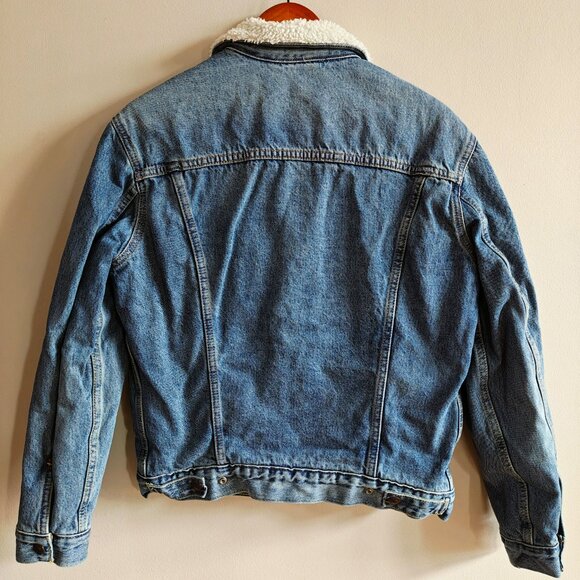LEVI'S Sherpa Lined Trucker Jacket - Picture 5 of 11